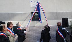Image2_inaug_place_anizan010_96
