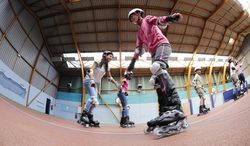 Image2_roller001_208