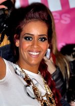 423px-Amel_Bent_NRJ_Music_Awards_2013