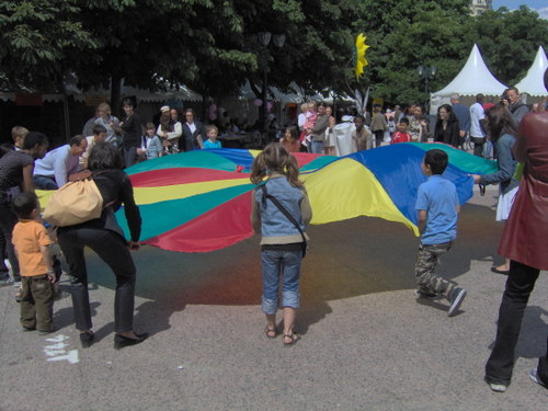 Jeu d'initiation à la solidarité